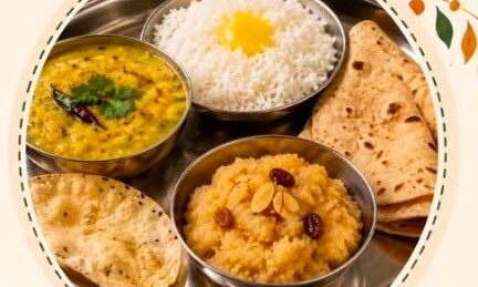 Gujarati Kochkurs angerichtet Gujarati Kochkurs angerichtet